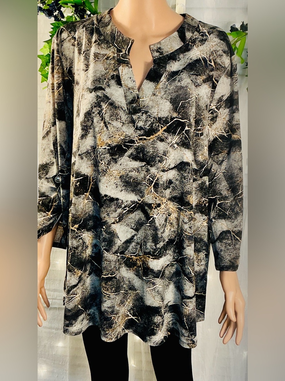 Dear Scarlett Lizzie Black Marble Print V-Neck Tunic Top